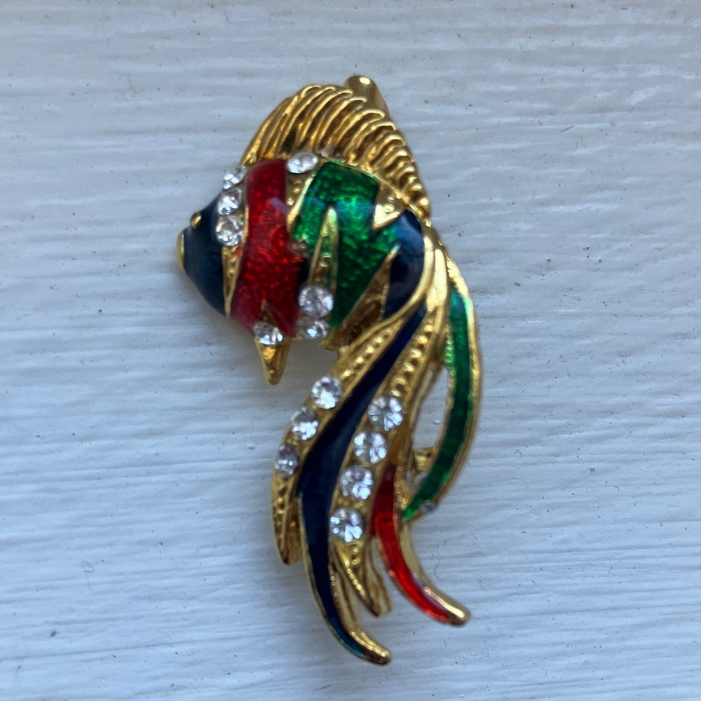 Colorful Vintage Angel Fish Pin Brooch gold tone enamel + rhinestones coastal